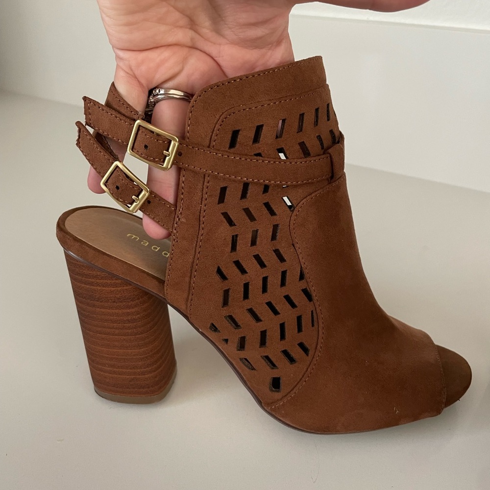 Madden Girl W9 bootie heels